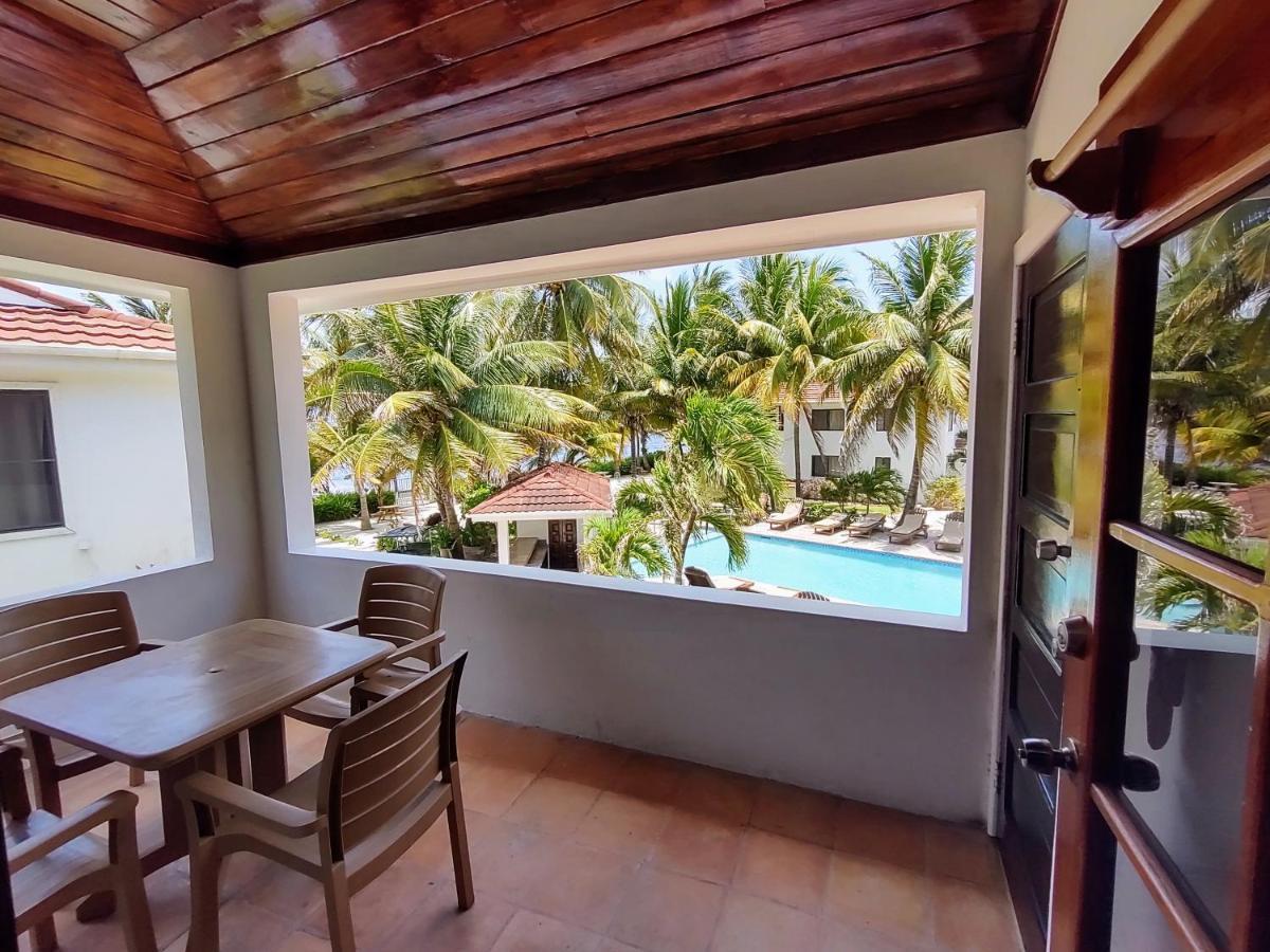 Tradewinds Paradise Villas San Pedro  Extérieur photo