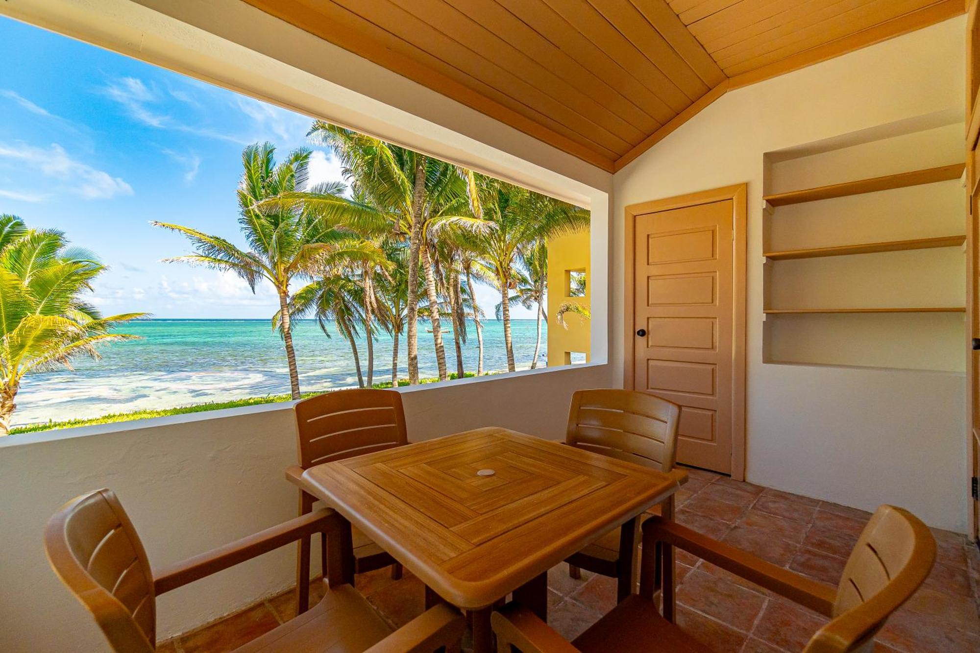 Tradewinds Paradise Villas San Pedro  Extérieur photo