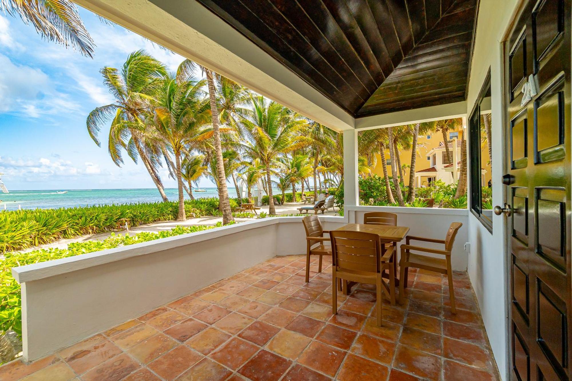 Tradewinds Paradise Villas San Pedro  Extérieur photo