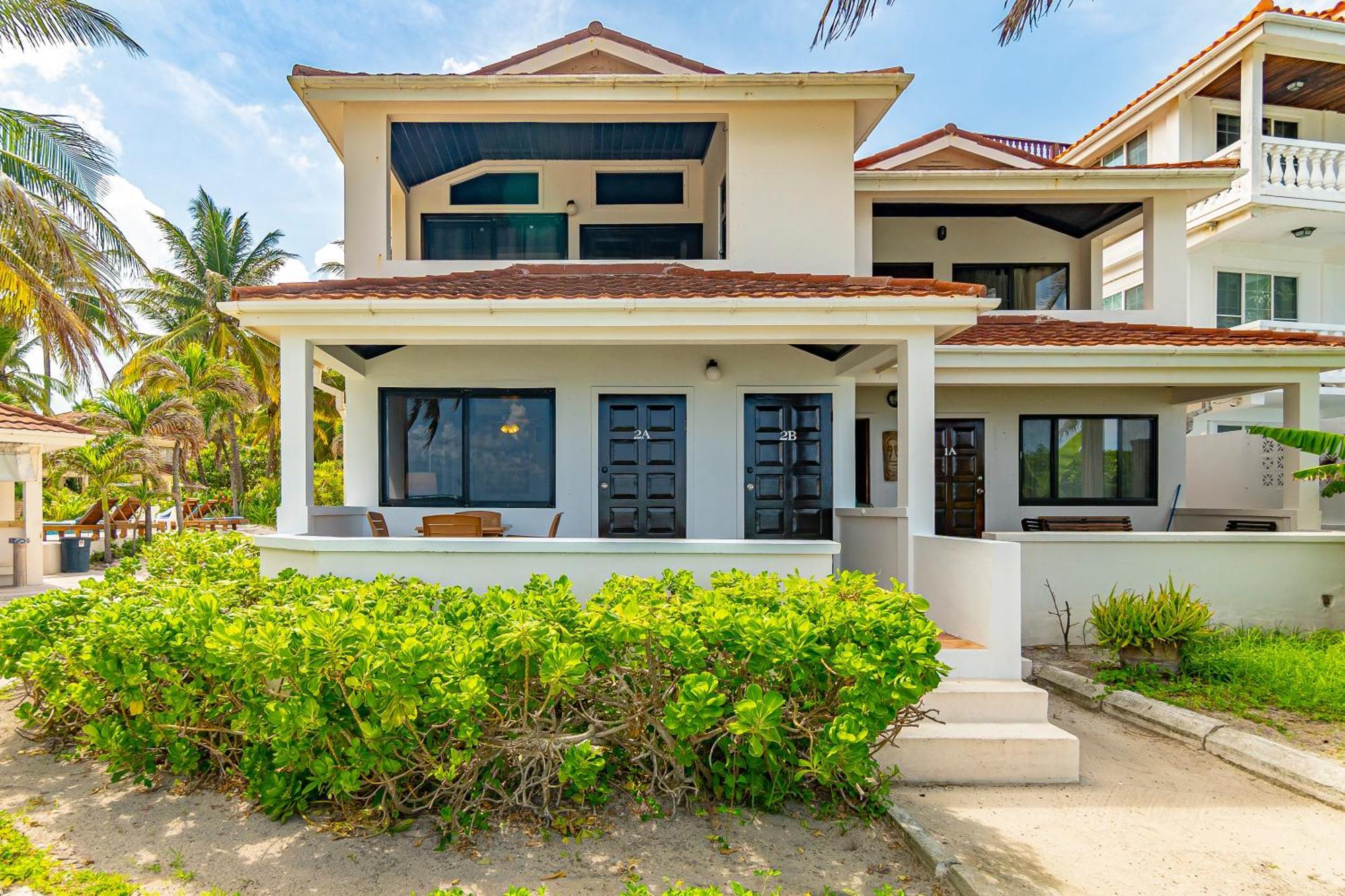 Tradewinds Paradise Villas San Pedro  Extérieur photo