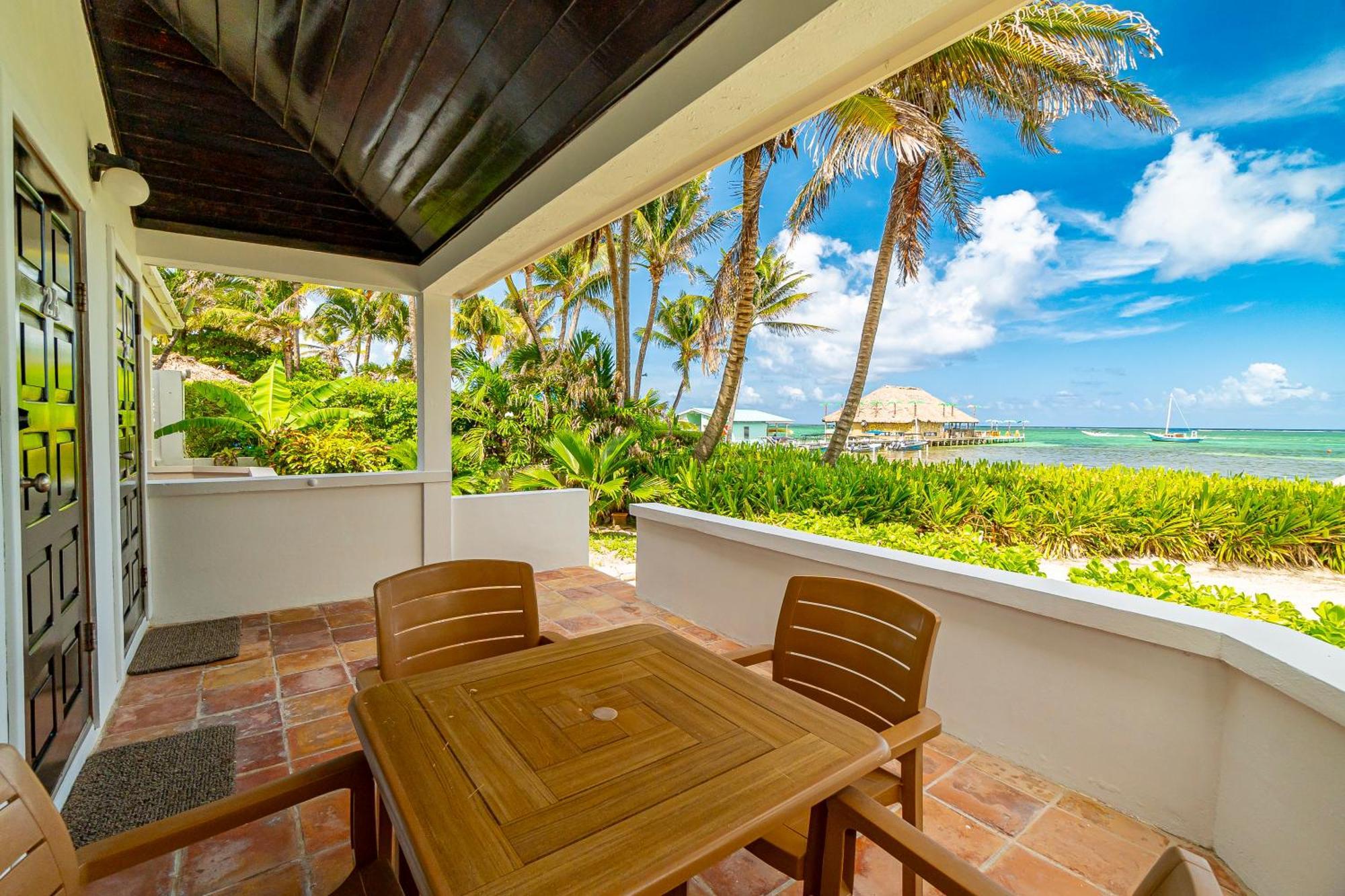 Tradewinds Paradise Villas San Pedro  Extérieur photo