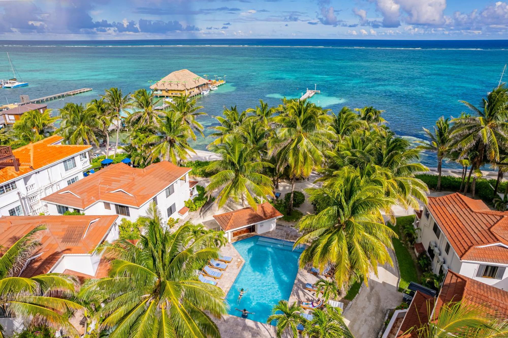 Tradewinds Paradise Villas San Pedro  Extérieur photo