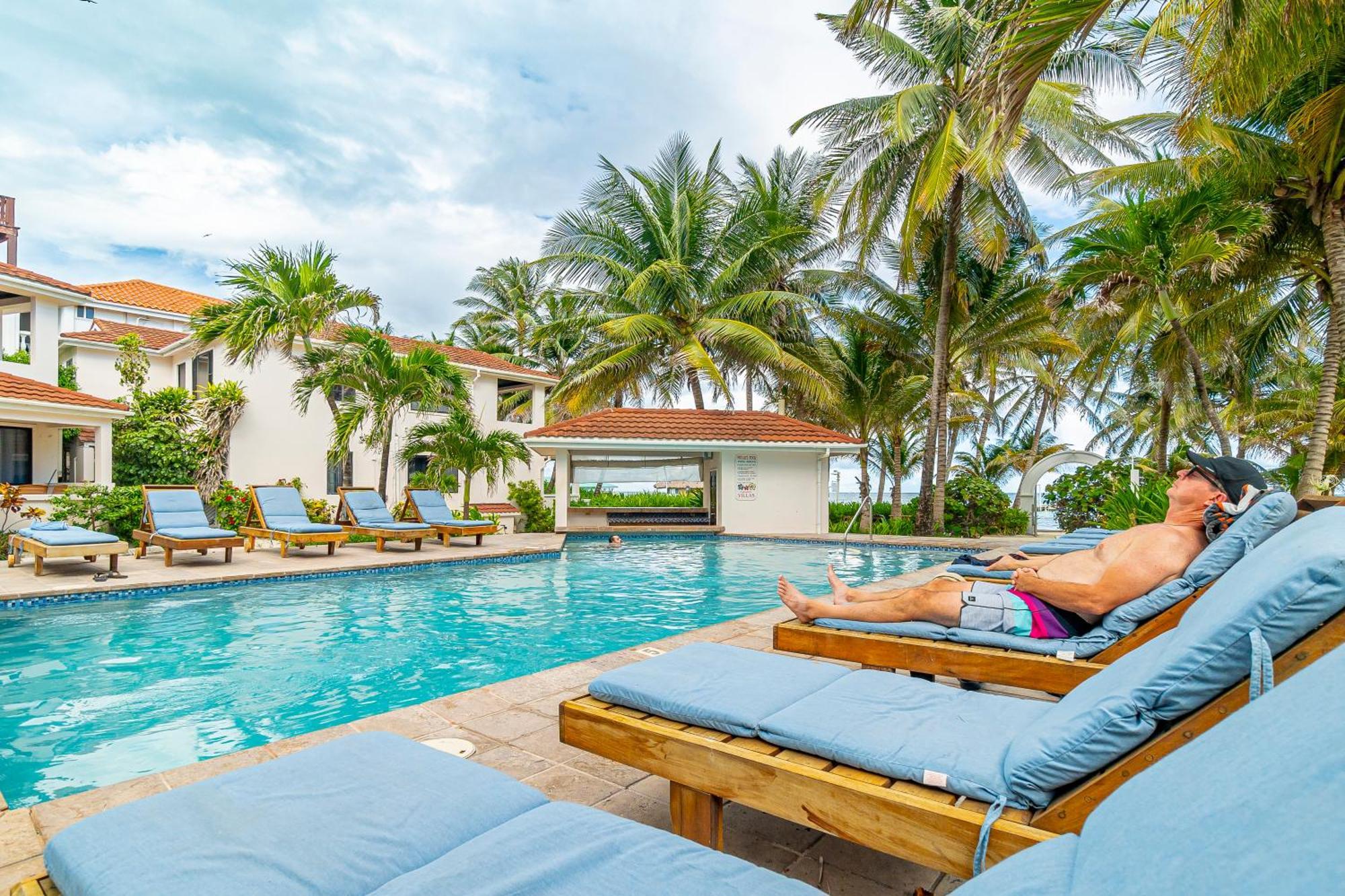 Tradewinds Paradise Villas San Pedro  Extérieur photo